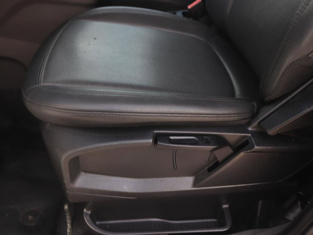Used 2022 Ford Transit Connect XL FWD image 17