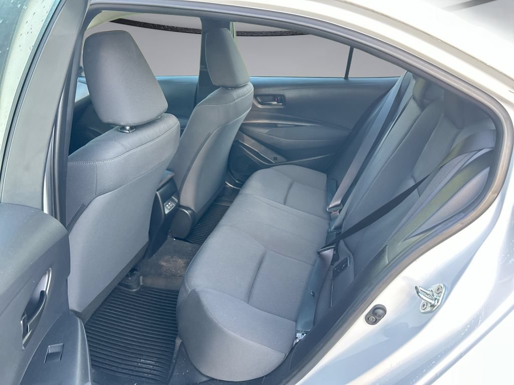 Used 2024 Toyota Corolla LE FWD image 28
