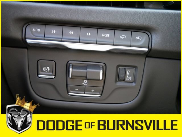 Used 2025 Cadillac Escalade Sport w/ Touring Package AWD/4WD image 25