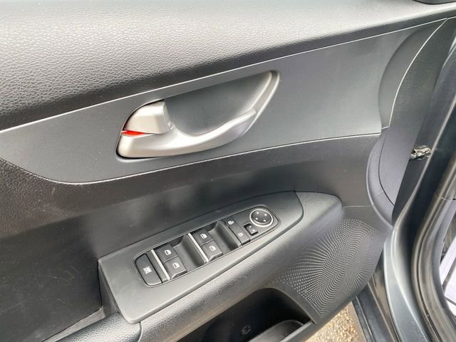 Used 2021 Kia Forte LXS image 20