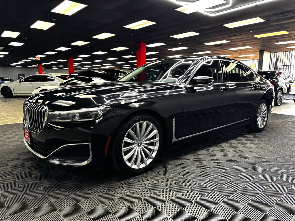 Used 2022 BMW 740i RWD image 8
