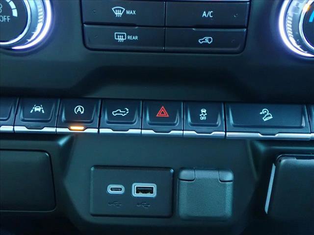 Used 2025 Chevrolet Silverado 1500 Custom Trail Boss w/ Turbomax Blackout Package image 17