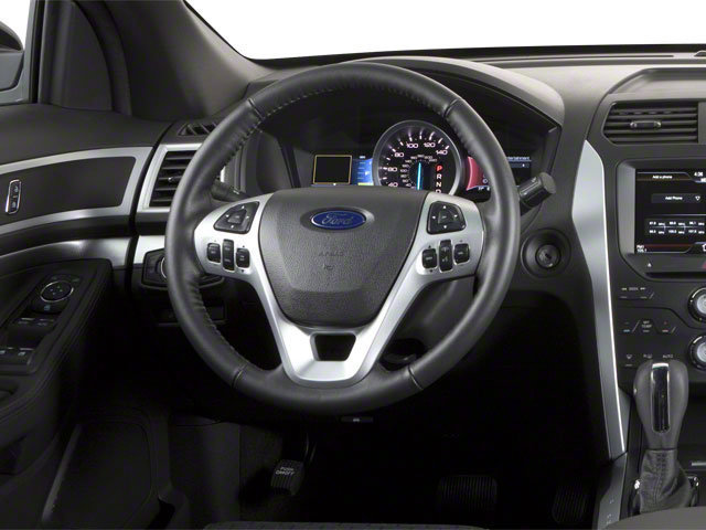 Used 2013 Ford Explorer XLT AWD/4WD image 9