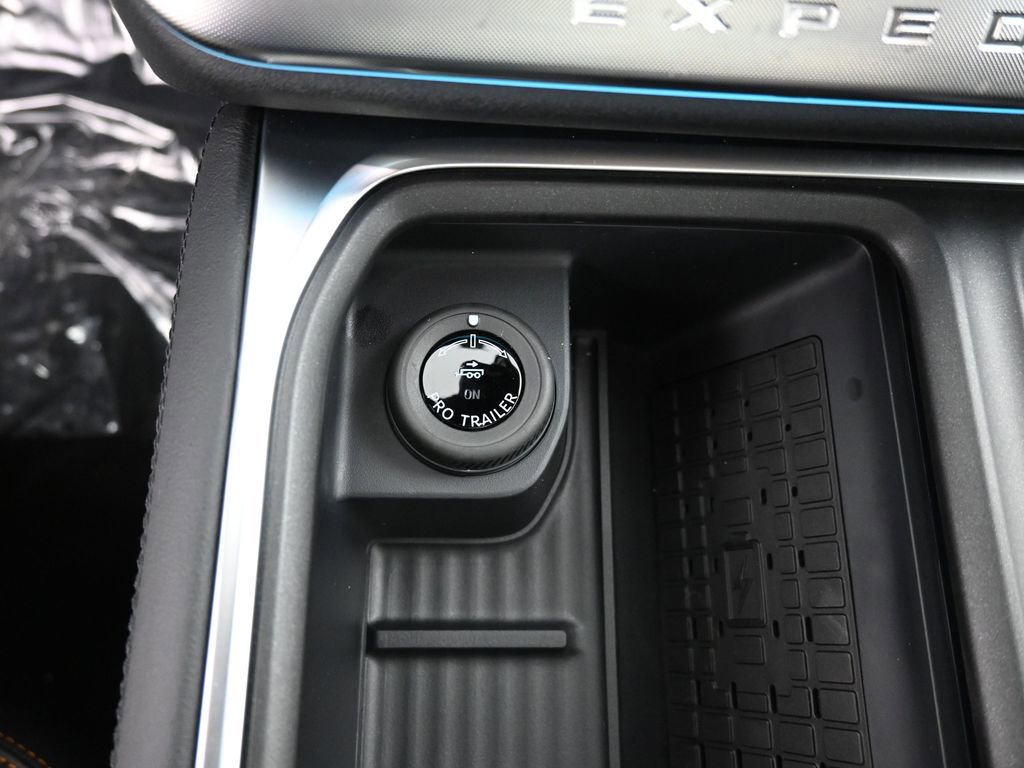 New 2025 Ford Expedition Tremor image 36
