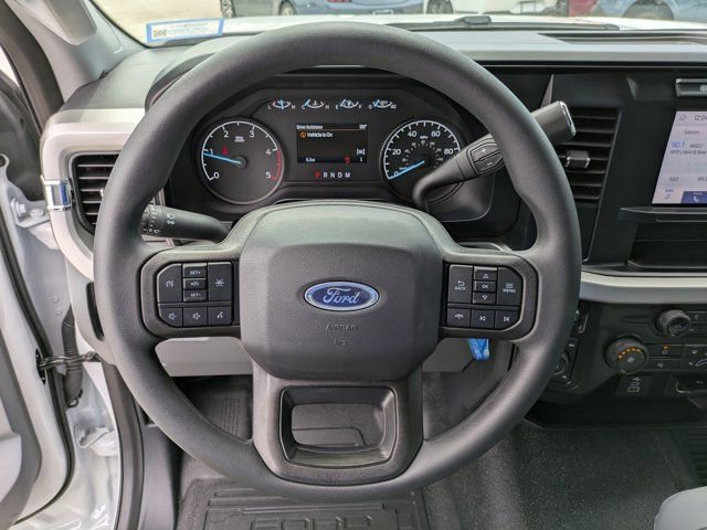 Certified 2024 Ford F550 4x4 Regular Cab Super Duty image 19