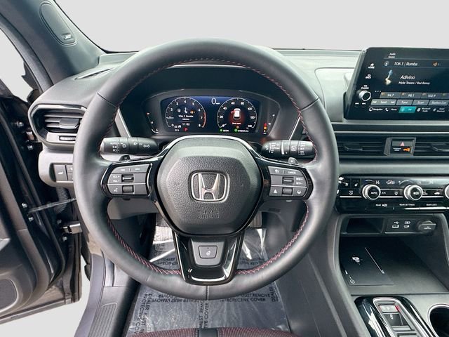 Certified 2025 Honda Pilot Black Edition image 11