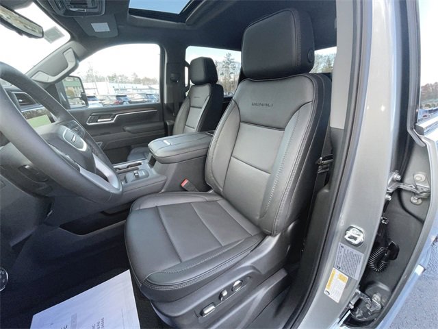New 2026 GMC Sierra 3500 Denali w/ Technology Package image 20