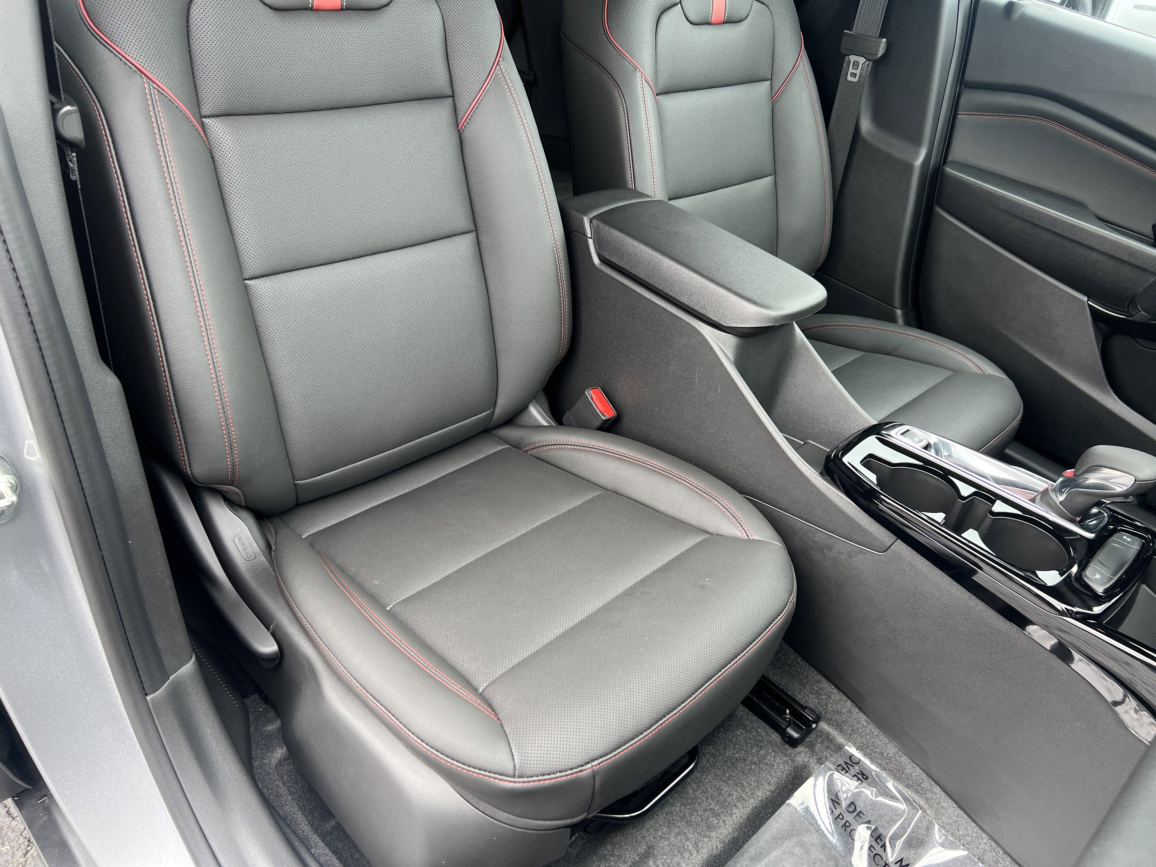 Used 2026 Chevrolet Trax RS w/ Driver Confidence Package FWD image 24