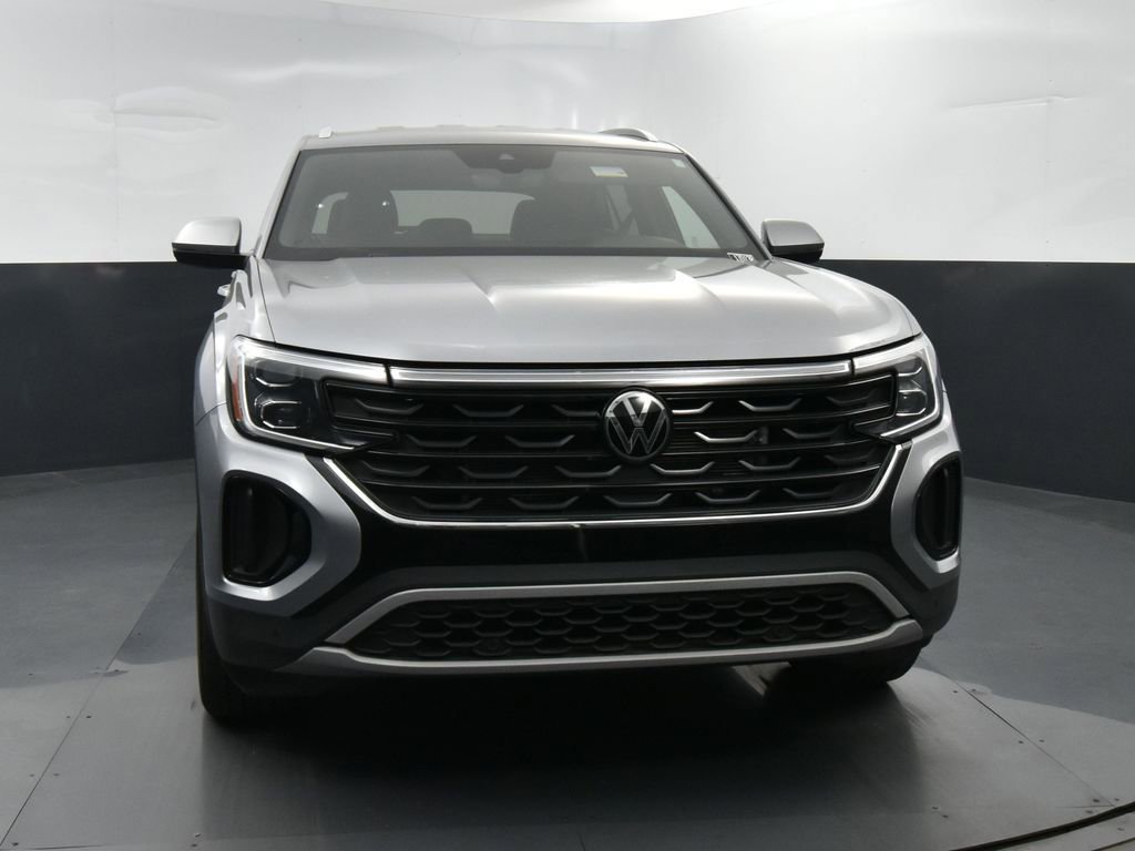 Used 2024 Volkswagen Atlas Cross Sport SE image 4