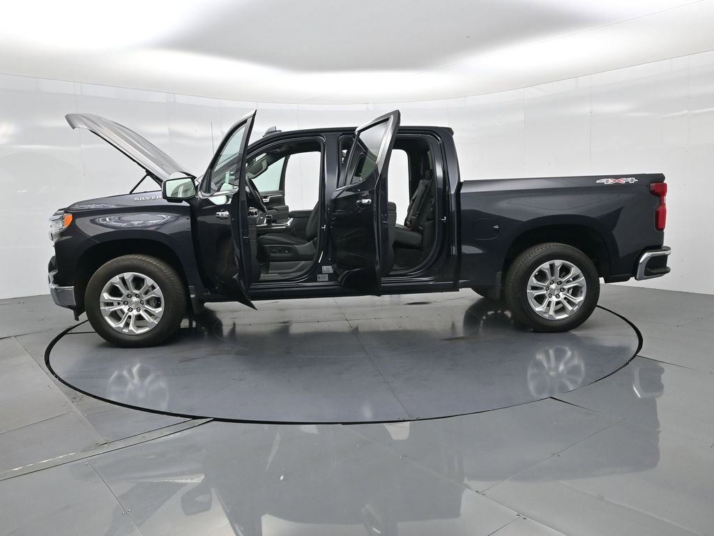 Used 2024 Chevrolet Silverado 1500 LTZ image 40