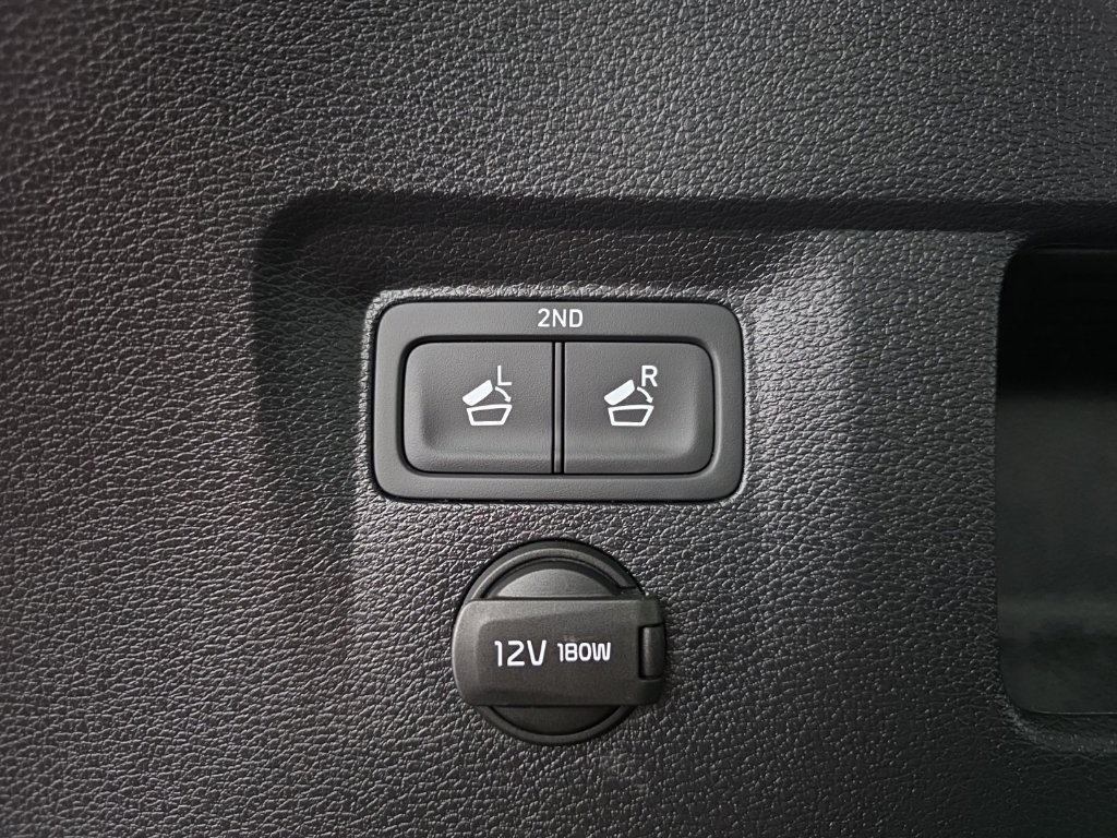 Used 2024 Kia Telluride EX w/ EX Captain's Chair Package AWD/4WD image 56