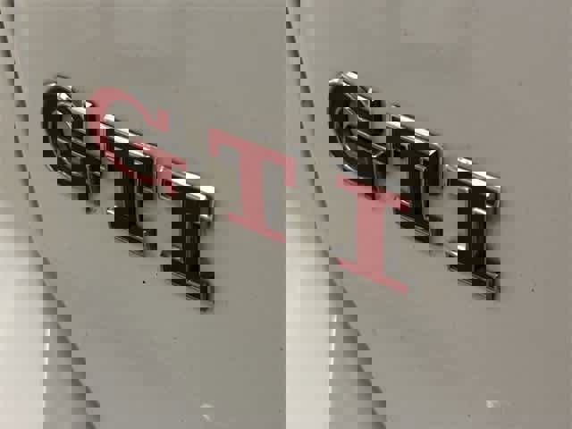 Used 2016 Volkswagen Golf 4-Door image 18