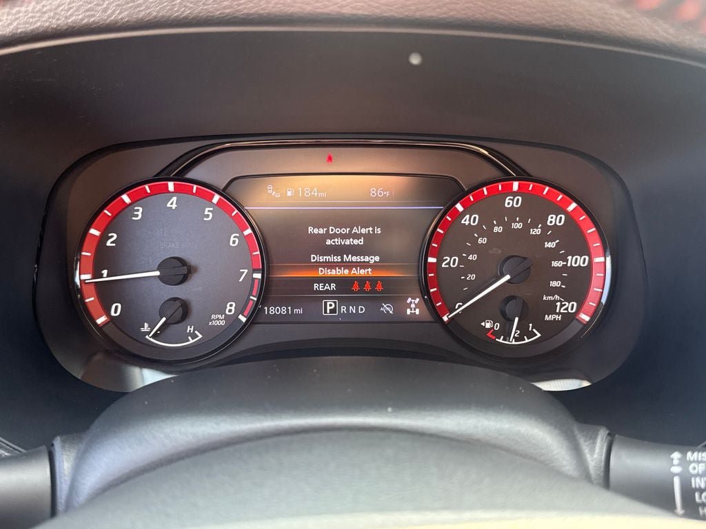 Used 2024 Nissan Frontier PRO-4X w/ Technology Package AWD/4WD image 18