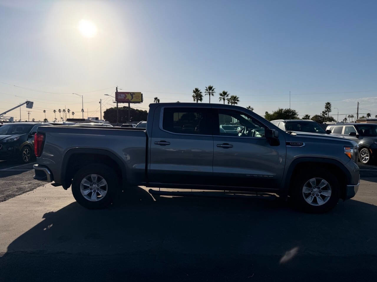 Used 2019 GMC Sierra 1500 SLE w/ SLE Value Package image 12
