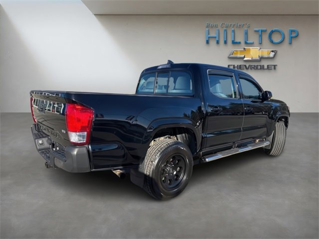 Used 2017 Toyota Tacoma SR image 5