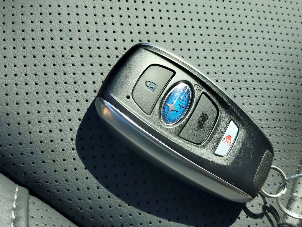 Used 2022 Subaru Ascent Limited w/ Technology Package image 40