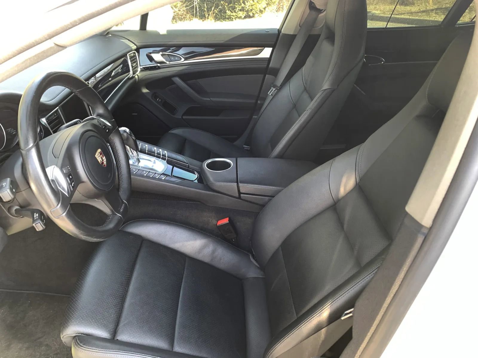 Used 2013 Porsche Panamera image 25