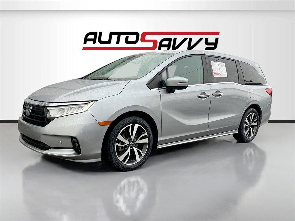 Used 2024 Honda Odyssey Touring image 3