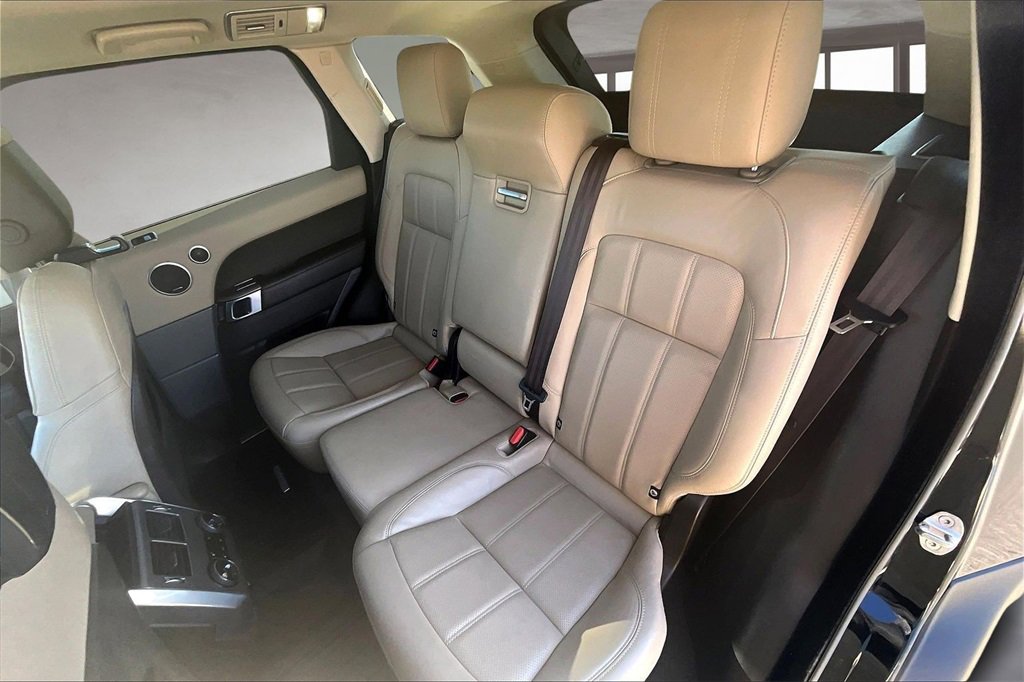 Used 2018 Land Rover Range Rover Sport HSE image 27