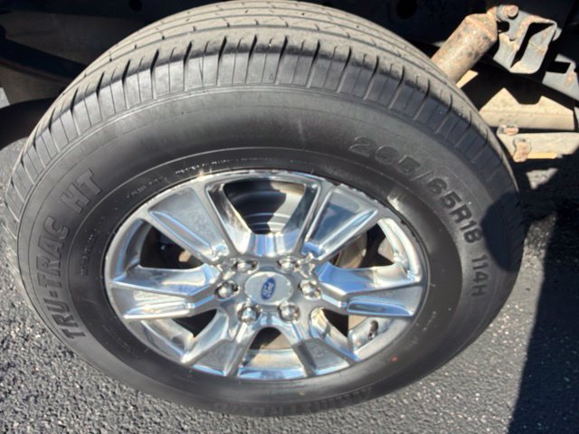Used 2015 Ford F150 XLT w/ Equipment Group 302A Luxury AWD/4WD image 27
