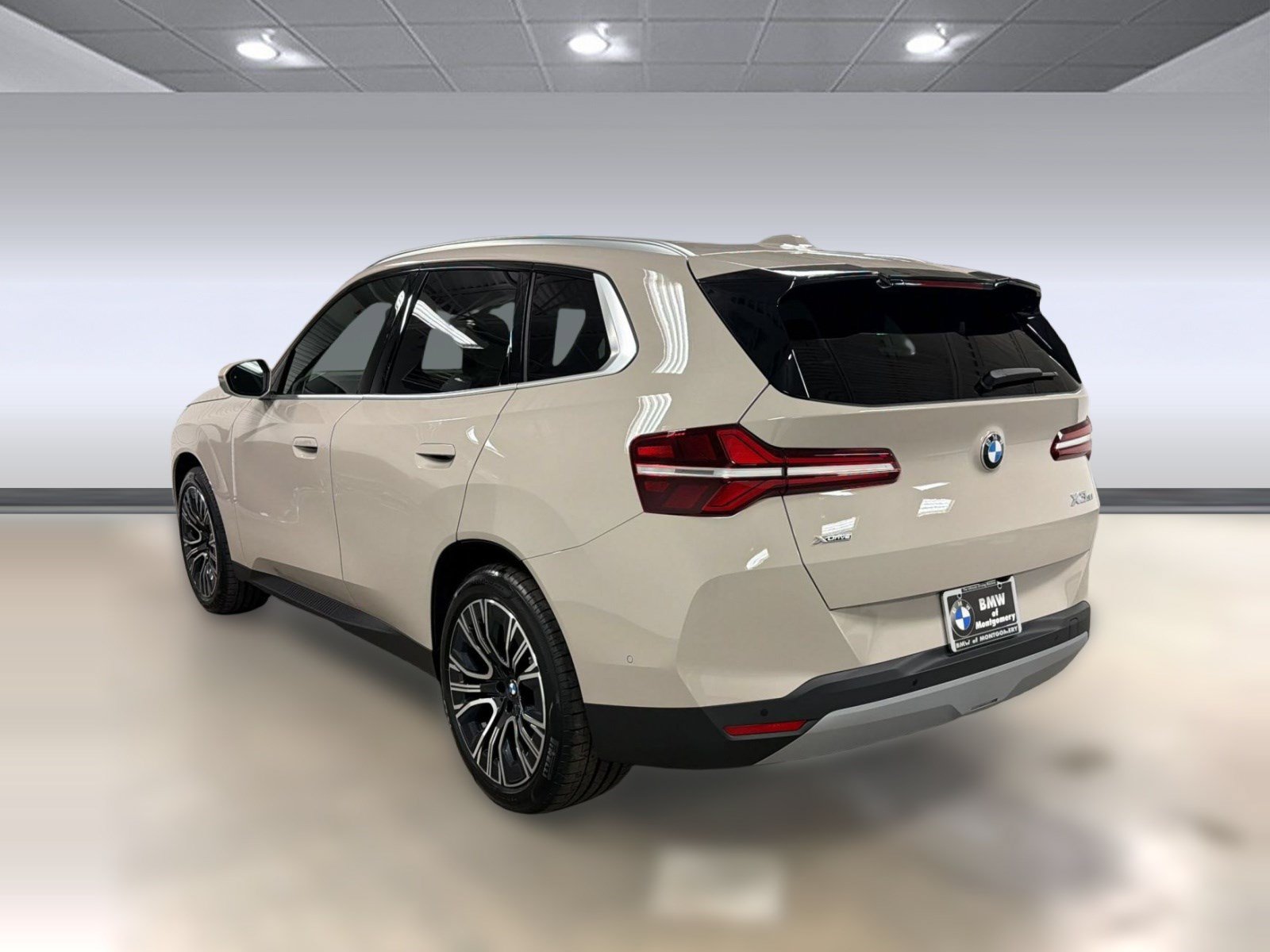 New 2026 BMW X3 xDrive30i w/ Convenience Package AWD/4WD image 3