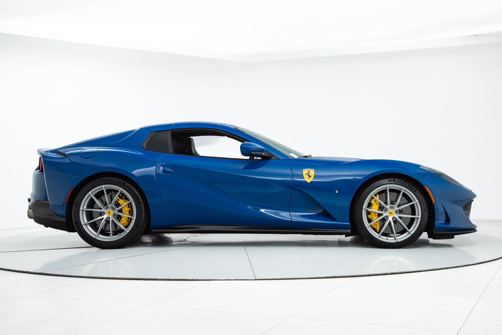 Certified 2021 Ferrari 812 GTS RWD image 10