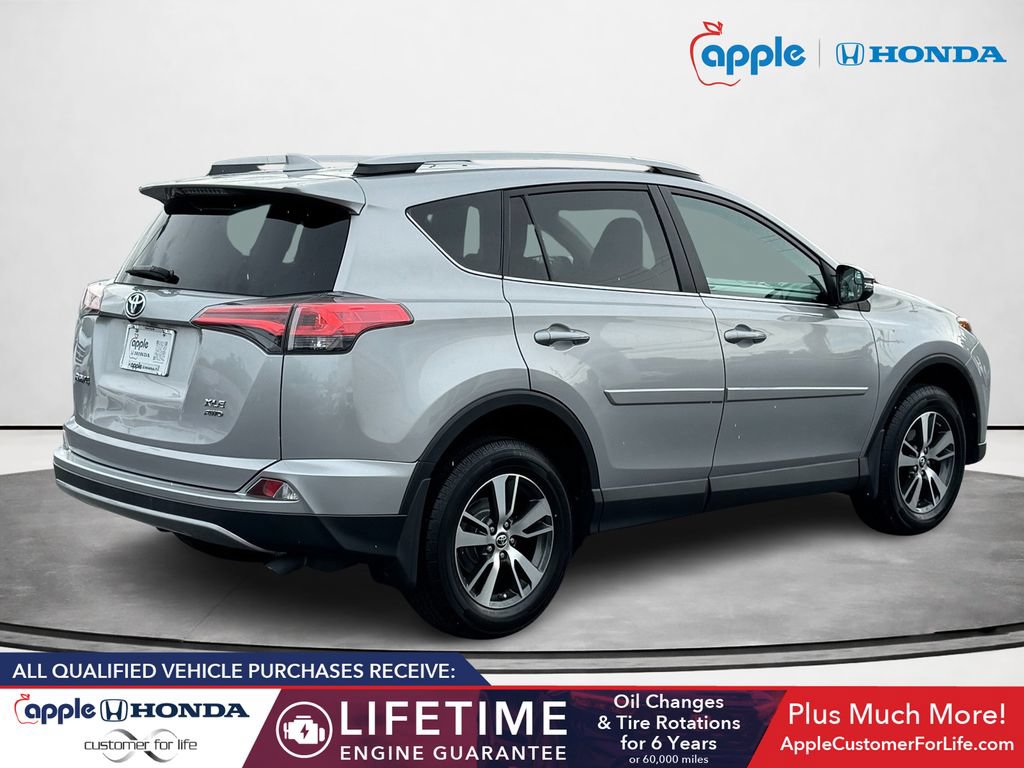 Used 2017 Toyota RAV4 XLE AWD/4WD video 3