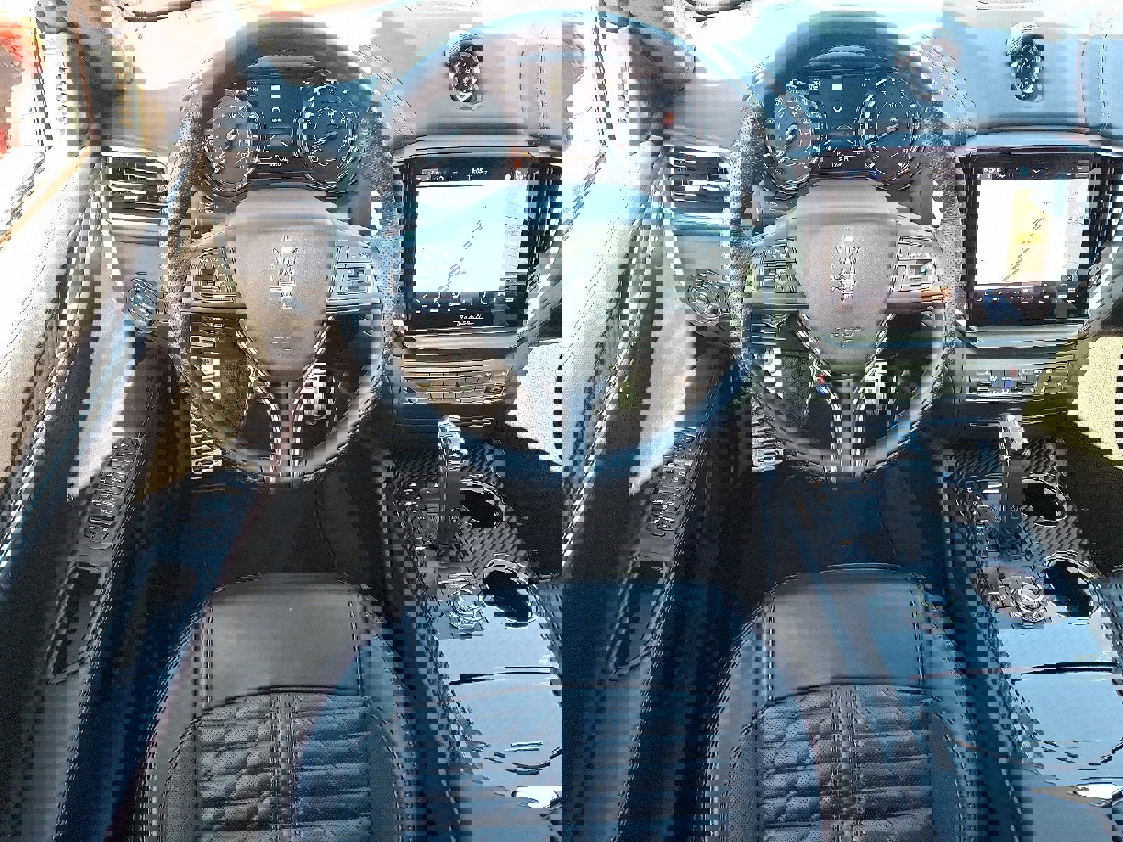 Used 2022 Maserati Ghibli F Tributo image 11