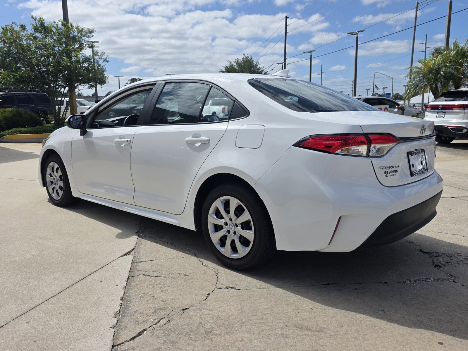 Certified 2025 Toyota Corolla LE FWD image 4