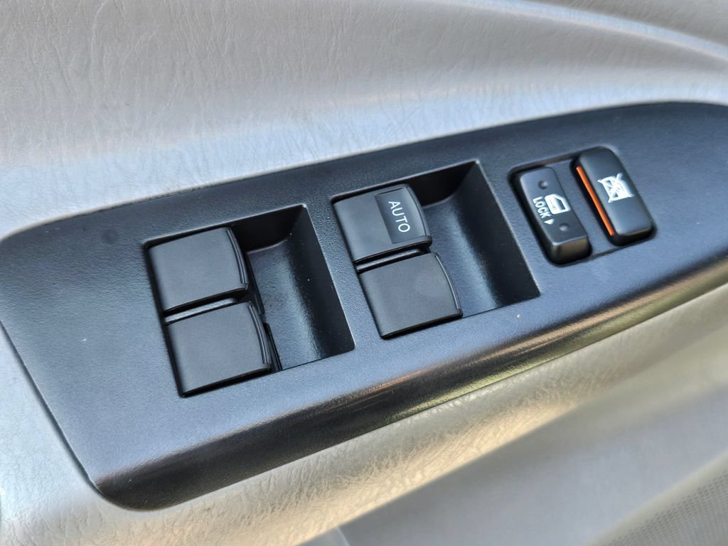 Used 2012 Toyota Tacoma 4x4 Double Cab w/ SR5 Pkg image 19