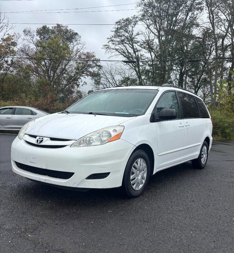 Used 2009 Toyota Sienna CE