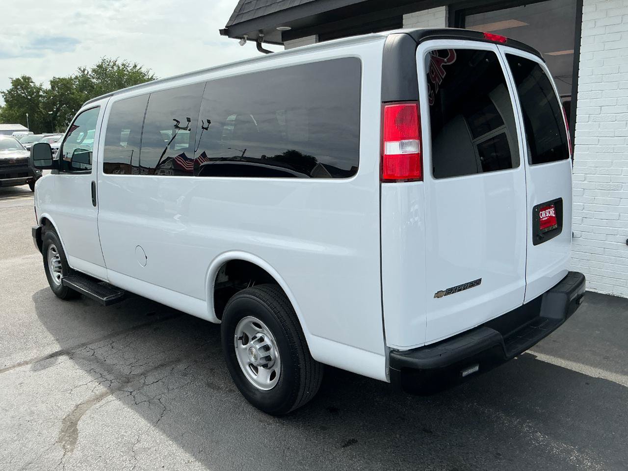 Used 2023 Chevrolet Express 2500 LS RWD image 5