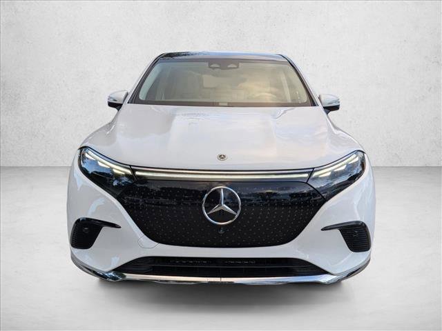 Used 2023 Mercedes-Benz EQS 450+ SUV image 2