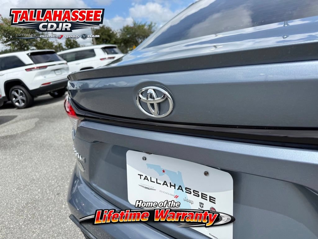 Used 2022 Toyota Corolla SE FWD image 5