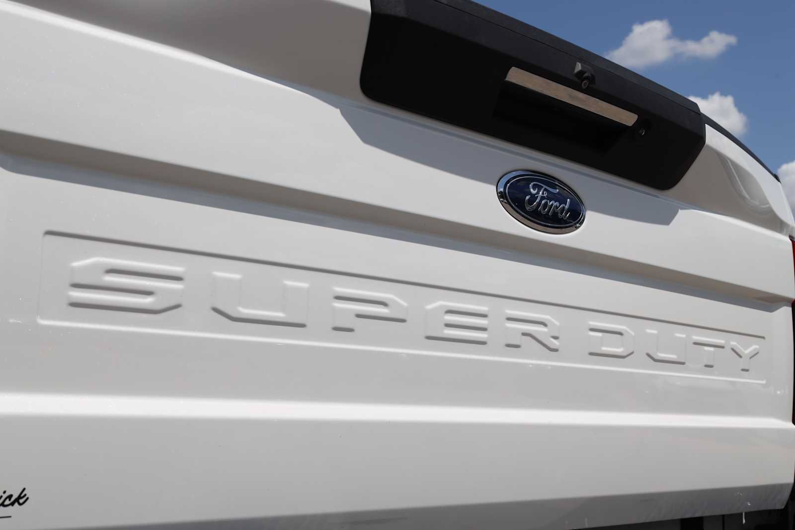 Used 2022 Ford F250 Lariat w/ Lariat Ultimate Package AWD/4WD image 57