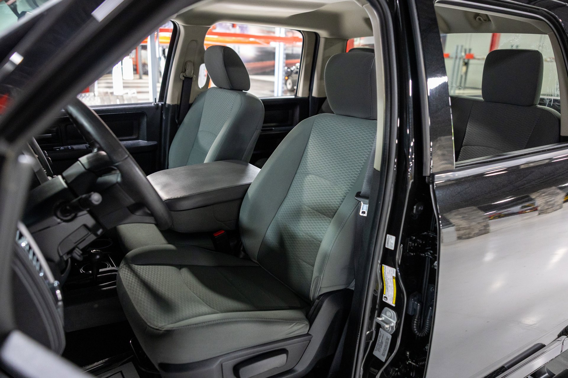 Used 2015 RAM 2500 Tradesman w/ Popular Equipment Group AWD/4WD image 37