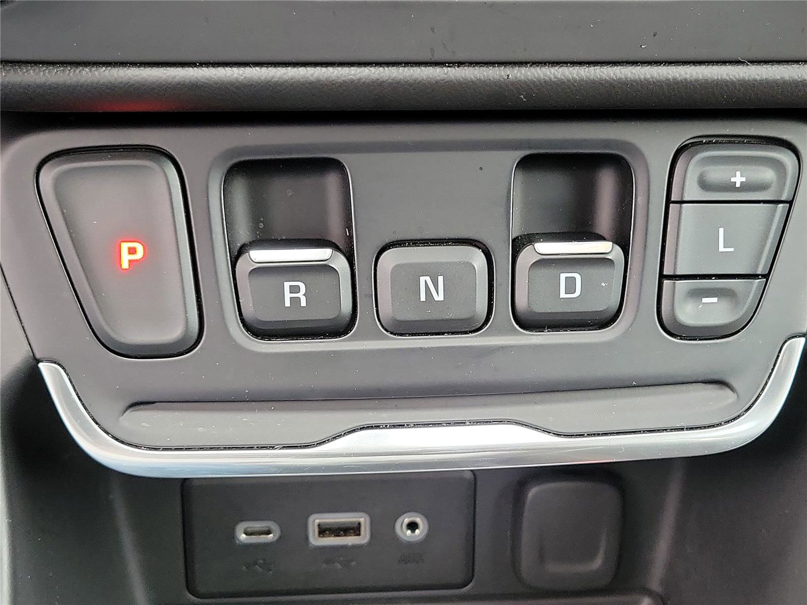 Used 2021 GMC Terrain SLE w/ Driver Convenience Package image 30