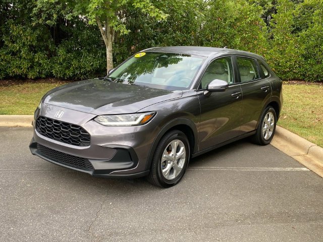 Used 2024 Honda HR-V LX image 3