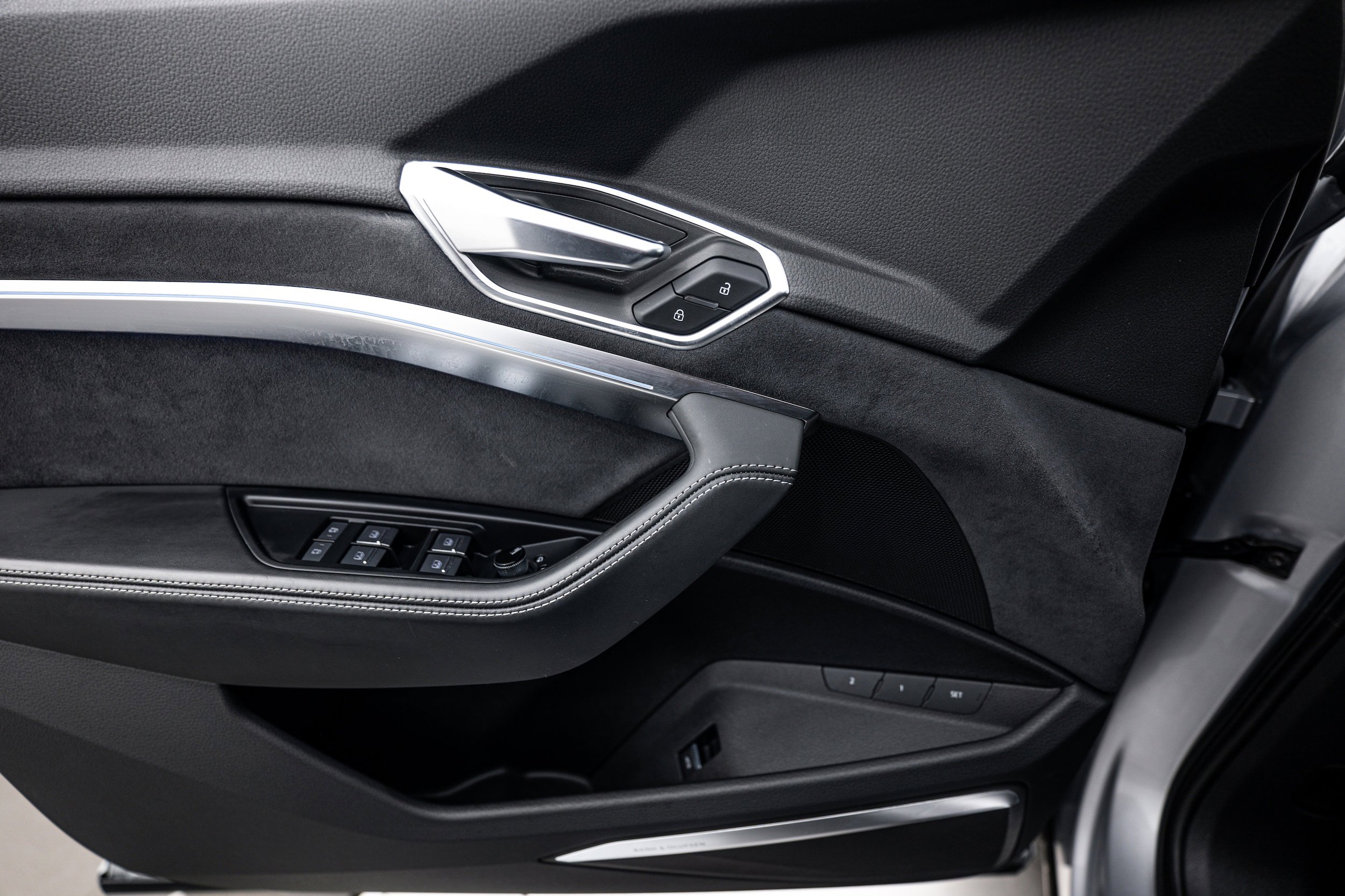 Certified 2023 Audi e-tron S Premium Plus AWD/4WD image 14