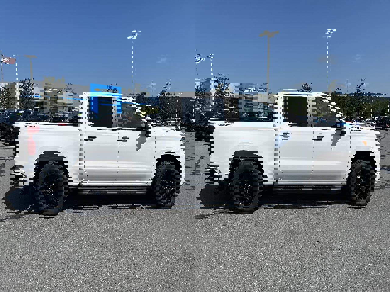 New 2026 Chevrolet Silverado 1500 Custom w/ Rally Edition image 8