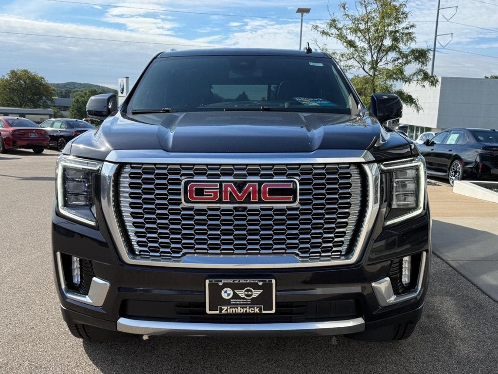 Used 2023 GMC Yukon XL Denali w/ LPO, Floor Liner Package AWD/4WD image 9