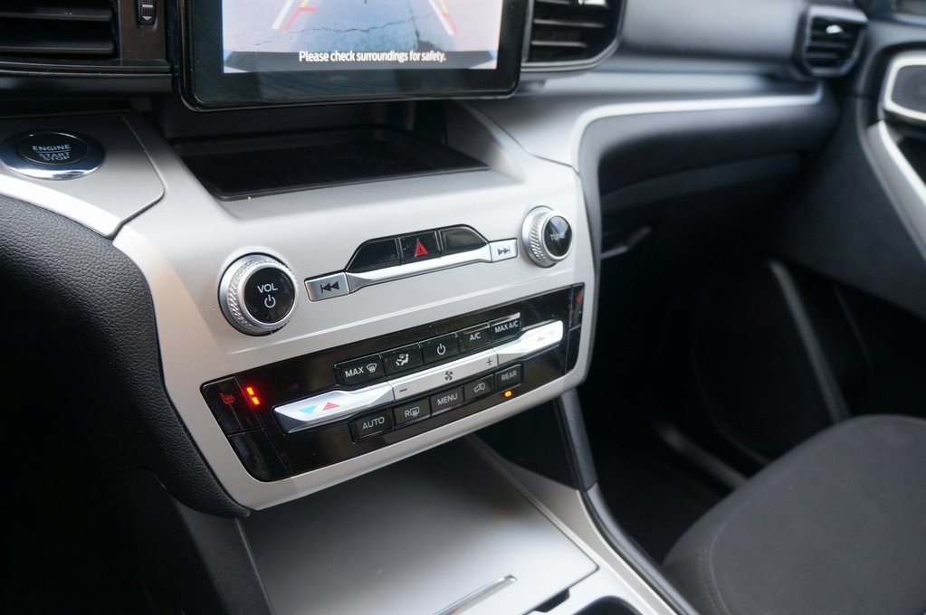 Used 2022 Ford Explorer XLT w/ Class IV Trailer Tow Package image 26