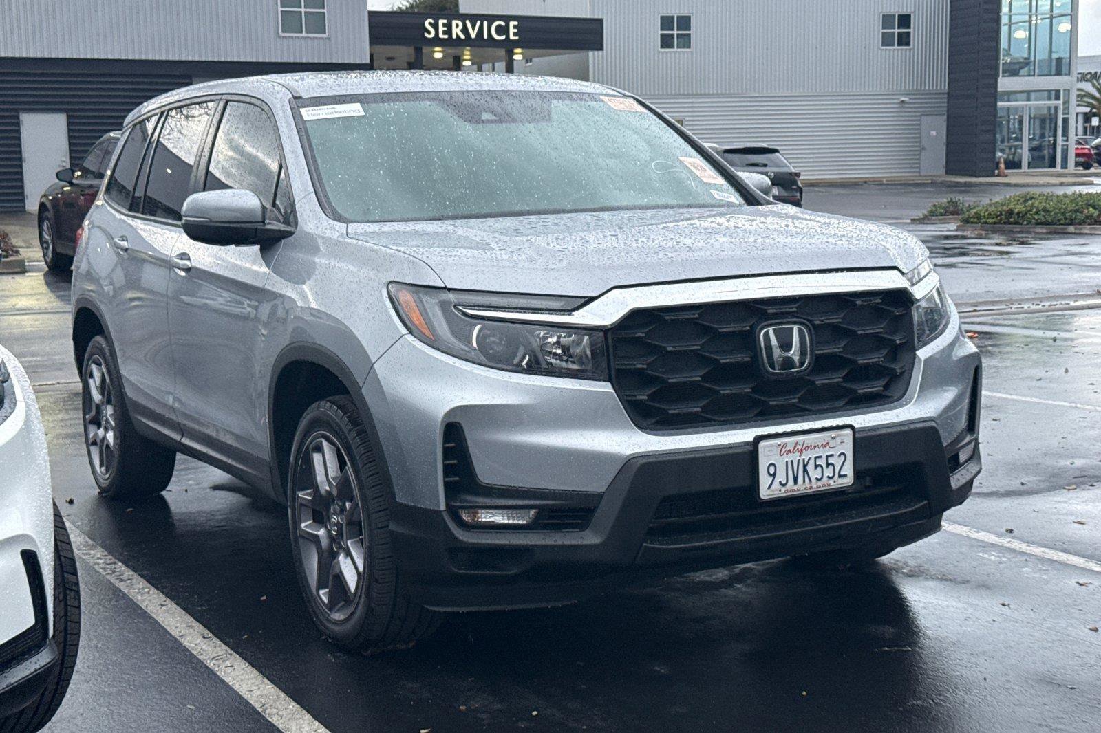 Certified 2023 Honda Passport EX-L image 2