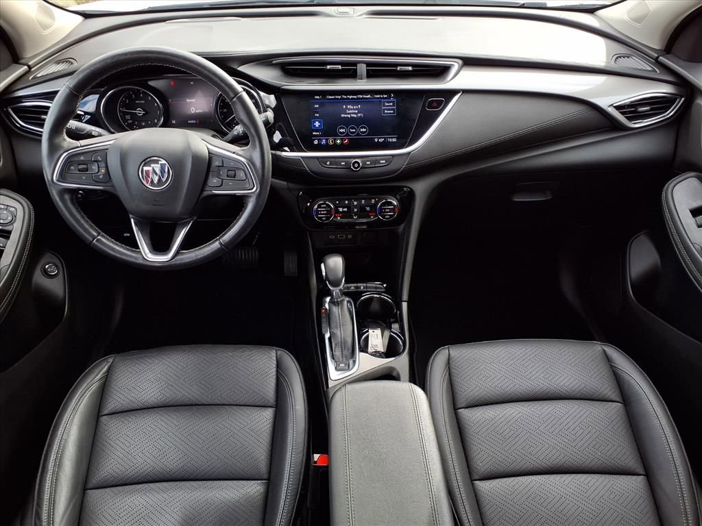 Certified 2020 Buick Encore GX Essence image 3