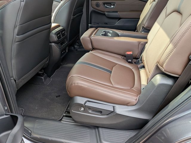 New 2026 Honda Pilot Touring image 16