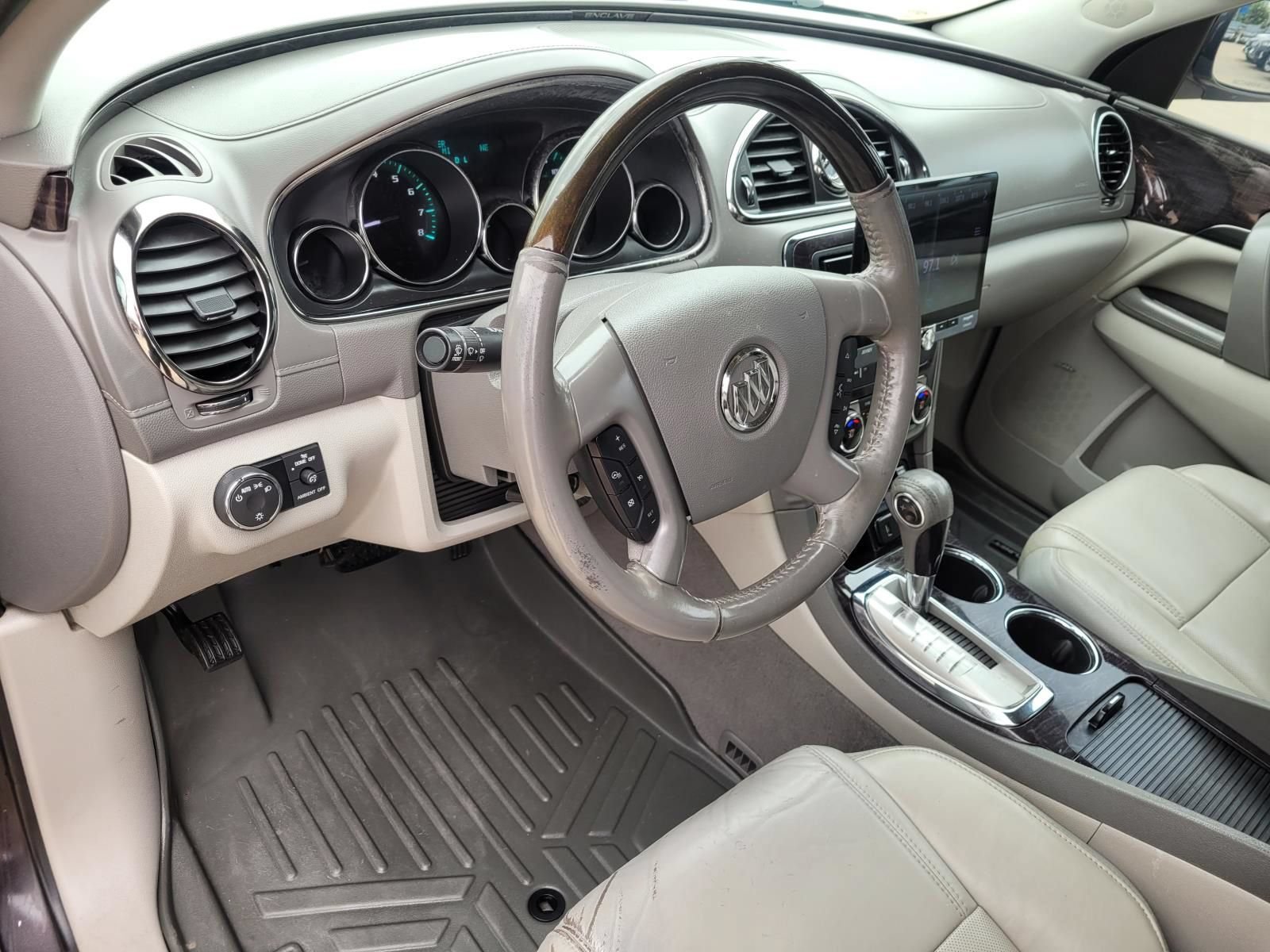 Used 2017 Buick Enclave Leather w/ Trailering Package FWD image 26