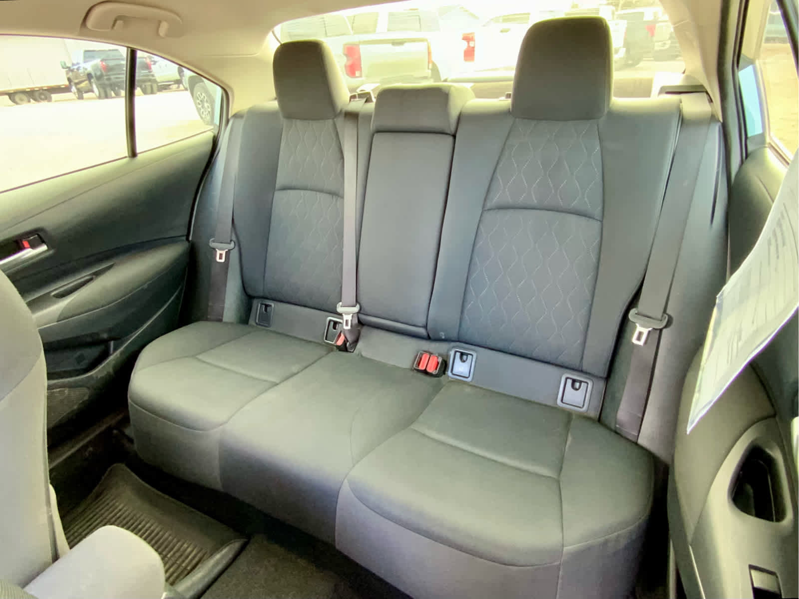 Used 2020 Toyota Corolla LE image 25