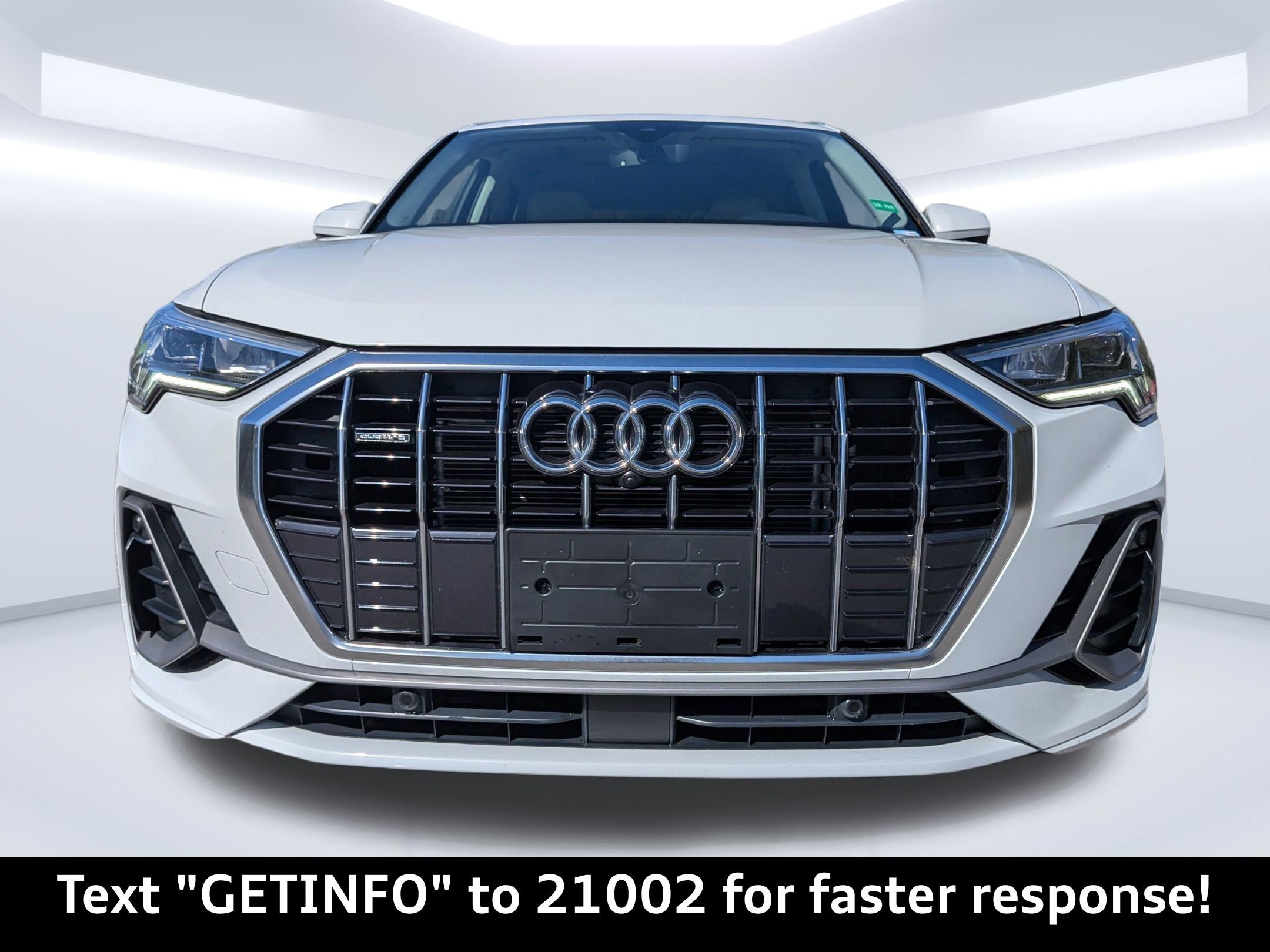 Certified 2024 Audi Q3 2.0T Premium Plus image 10