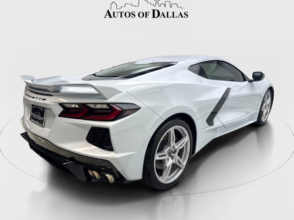 Used 2021 Chevrolet Corvette Stingray Coupe w/ Z51 Performance Package RWD image 23