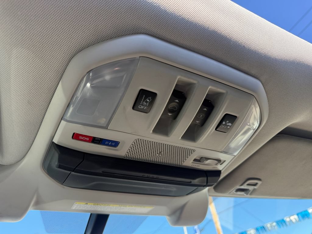 Used 2019 Subaru Ascent Limited AWD/4WD image 18